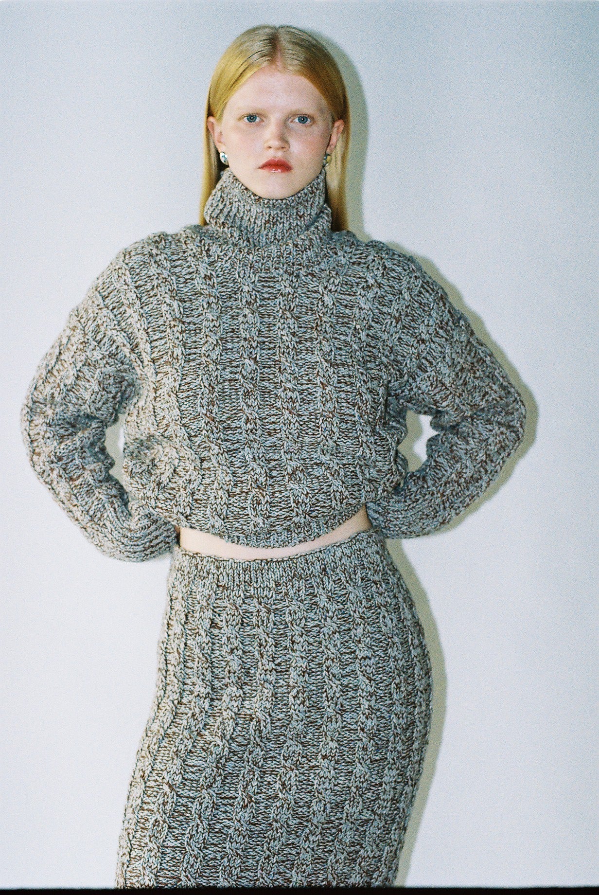 TONDO Mono Sweater