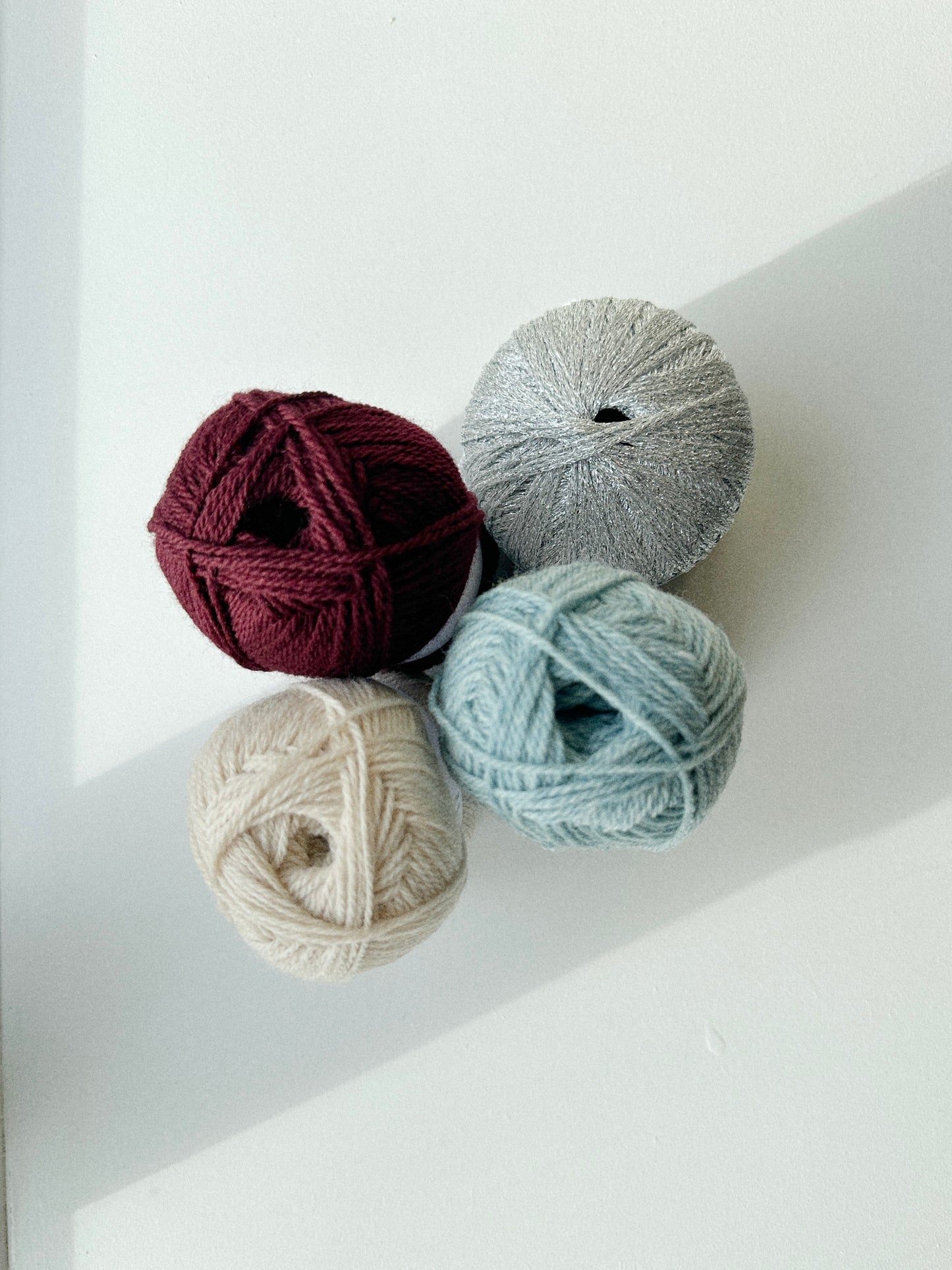 Spektakelstrik x Red Cross Christmas Heart Knit Kit