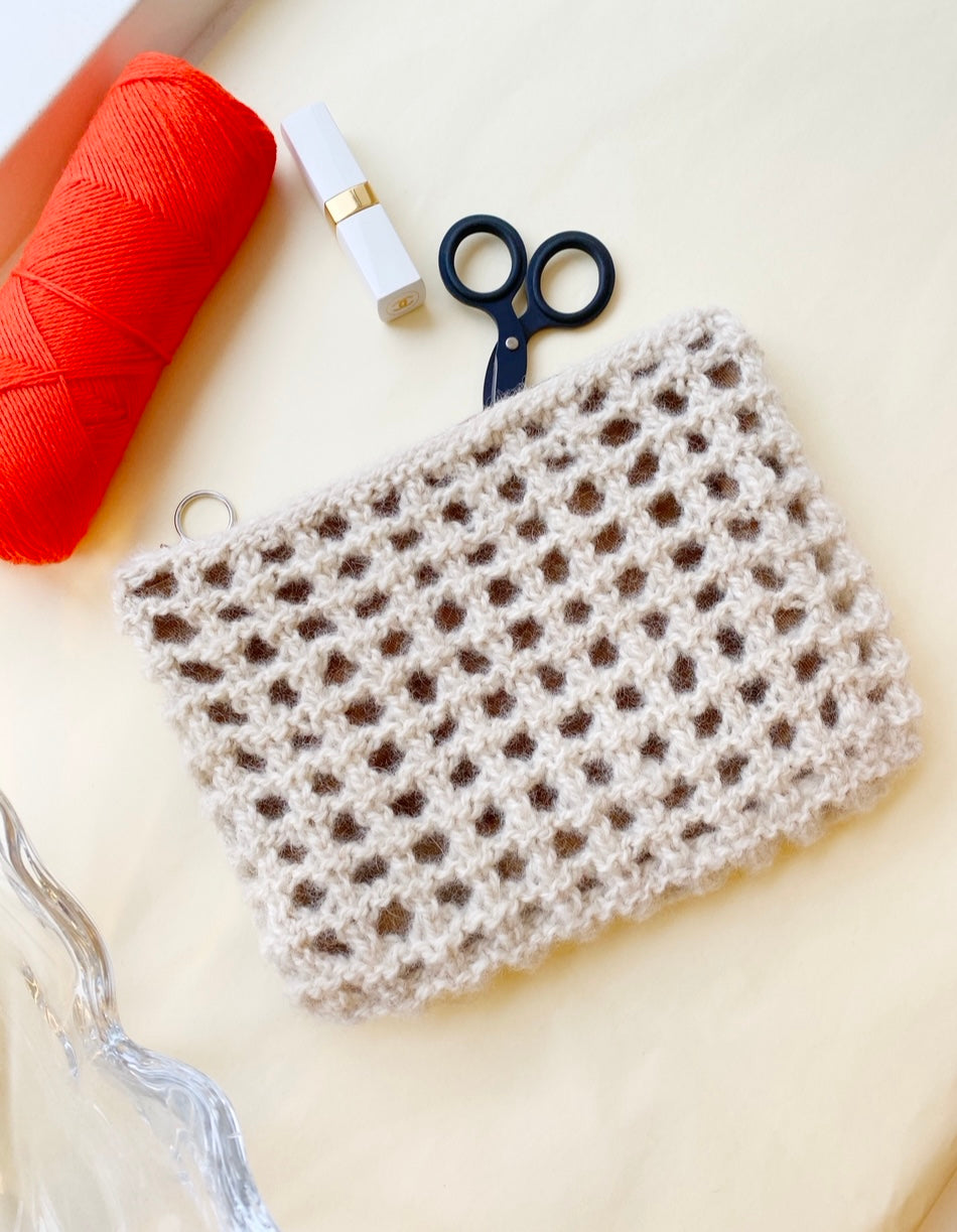 Erika Clutch knitting pattern